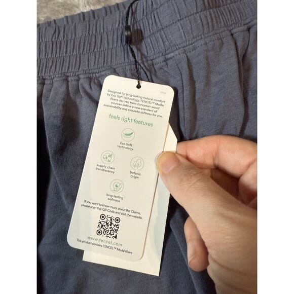 NWT Universal Standard Women Elastic Waist Shorts Pockets Size 4XS (00-0) Blue - Picture 4 of 10